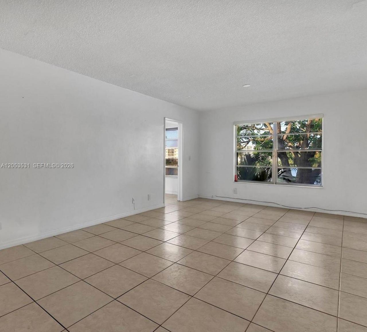 19105 NE 2nd Ave , Unit 2118, Miami, FL 33179 Photo