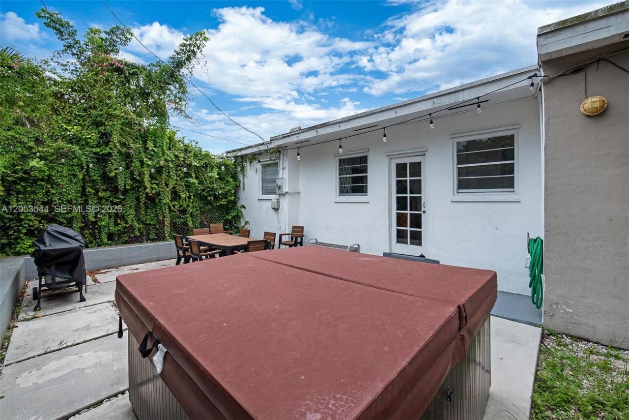 3629 SW 12th St , Unit A, Miami, FL 33135 Photo