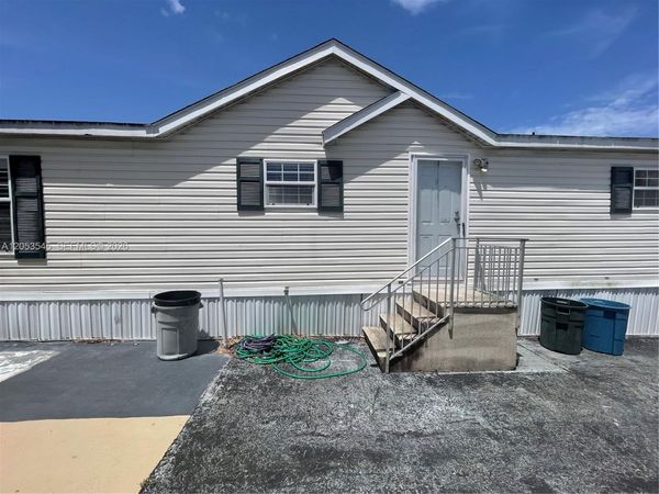 3070 Cove Dr , Dania Beach, FL 33312