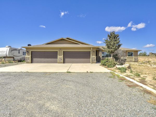 788 N FIRESKY Lane, Chino Valley, AZ 86323