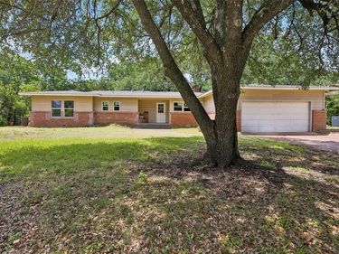 5104 Malinda Lane S, Fort Worth, TX 76112