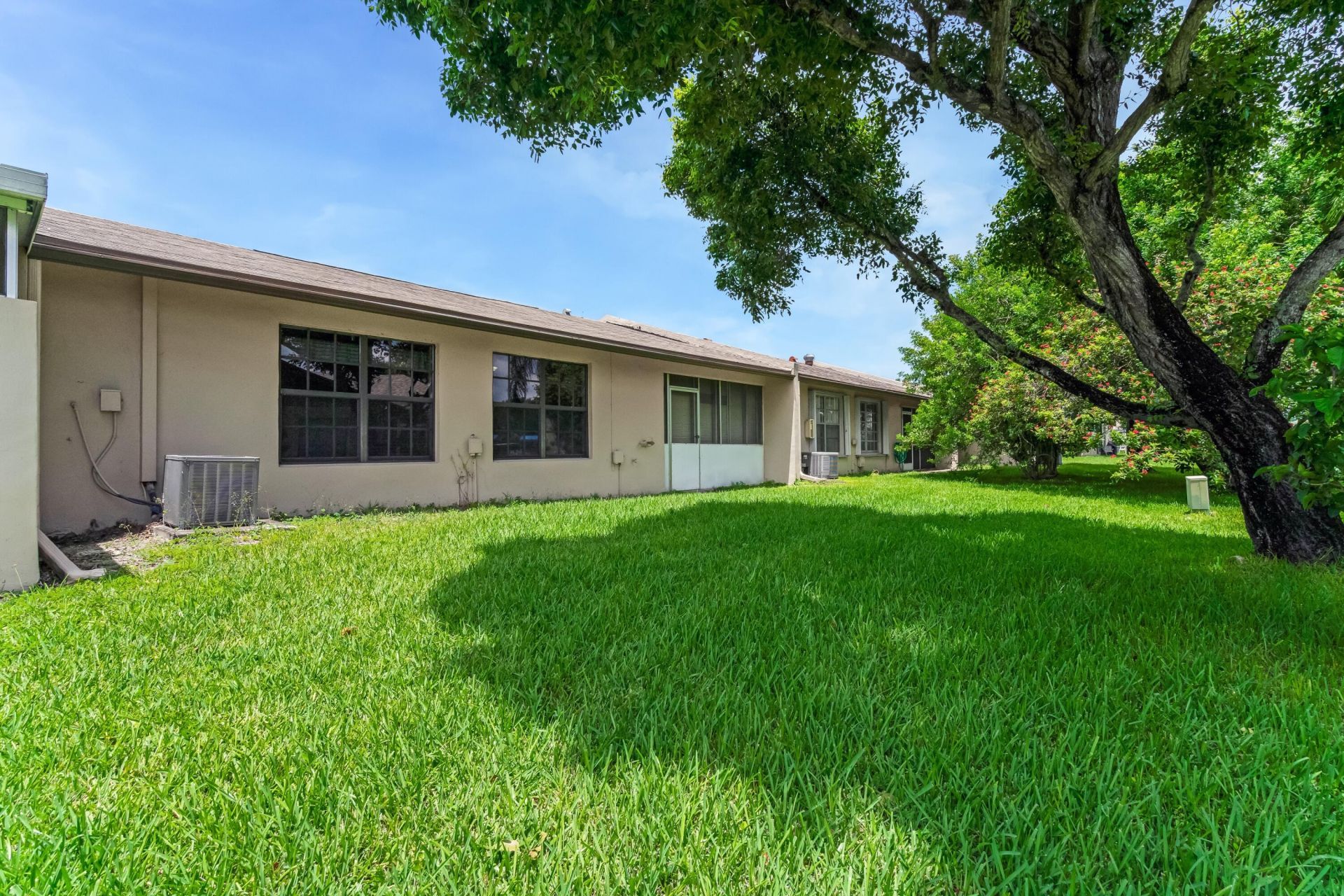 5395 Viburnum Street, Delray Beach, FL 33484 Photo