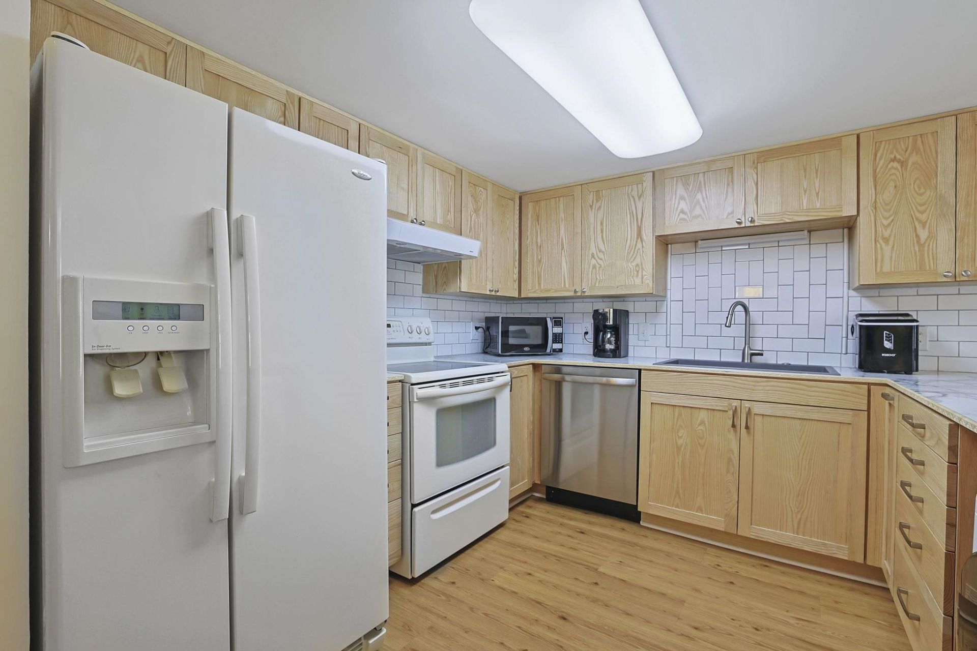 310 73rd Ave. N Photo 6