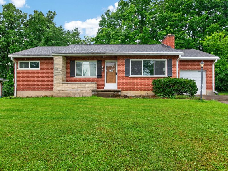 7728 Hollywood Drive, Florence, KY 41042 Photo 1
