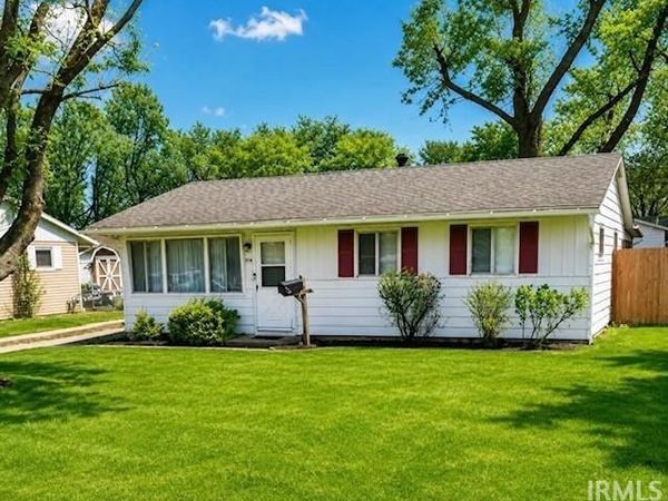 714 N KNIGHT Circle, Marion, IN 46952