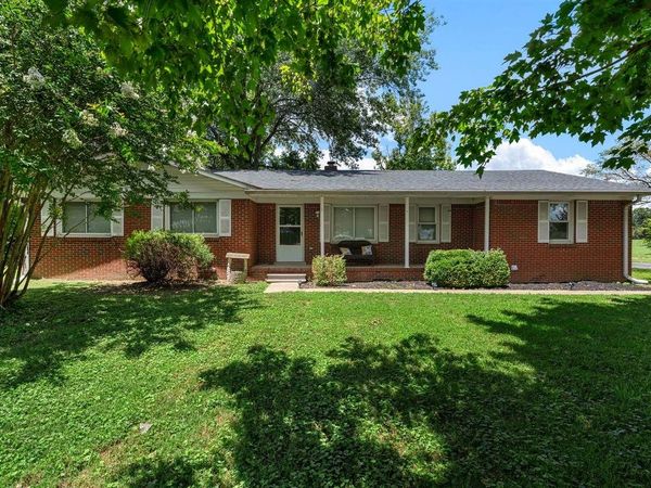 10436 Russellville Road, Rockfield, KY 42274