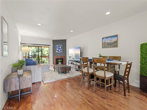 2001 E 21st St, Unit 327, Signal Hill, CA 90755