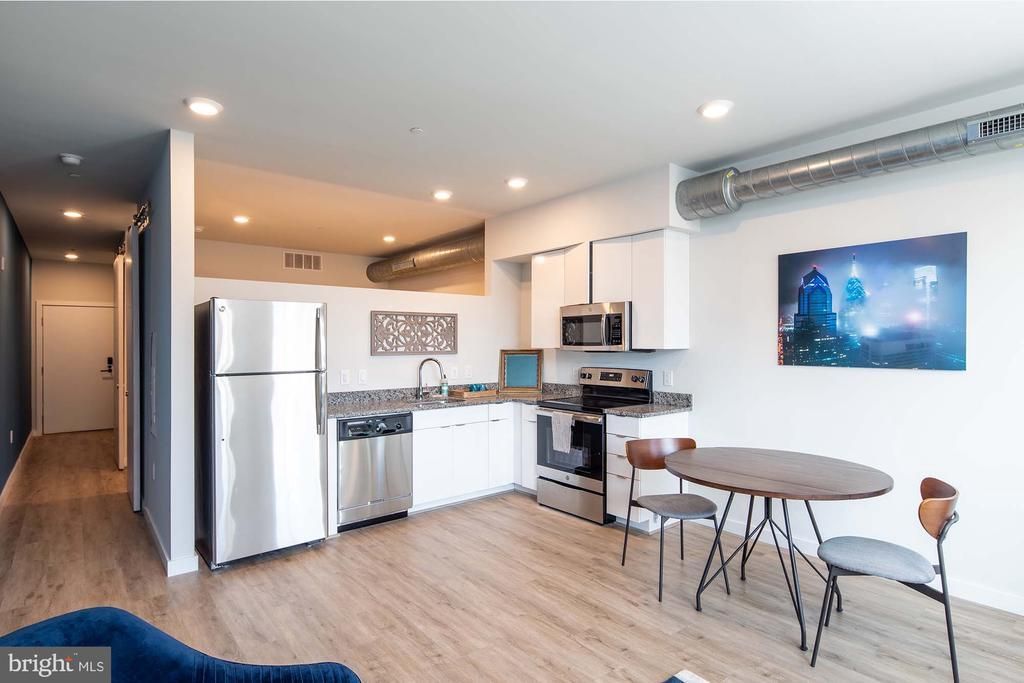 2120 34 E York Street, Unit B403, Philadelphia, PA 19125 Main Photo