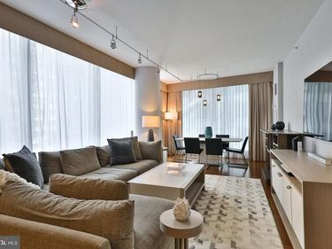 1414 00 S PENN SQUARE, Unit 11H, PHILADELPHIA, PA 19102