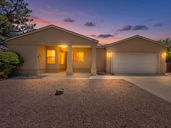 1729 Strawberry Drive NE, Rio Rancho, NM 87144