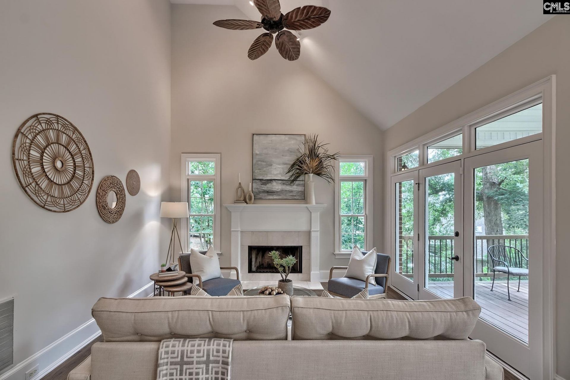 348 Daylily Drive  Photo 10