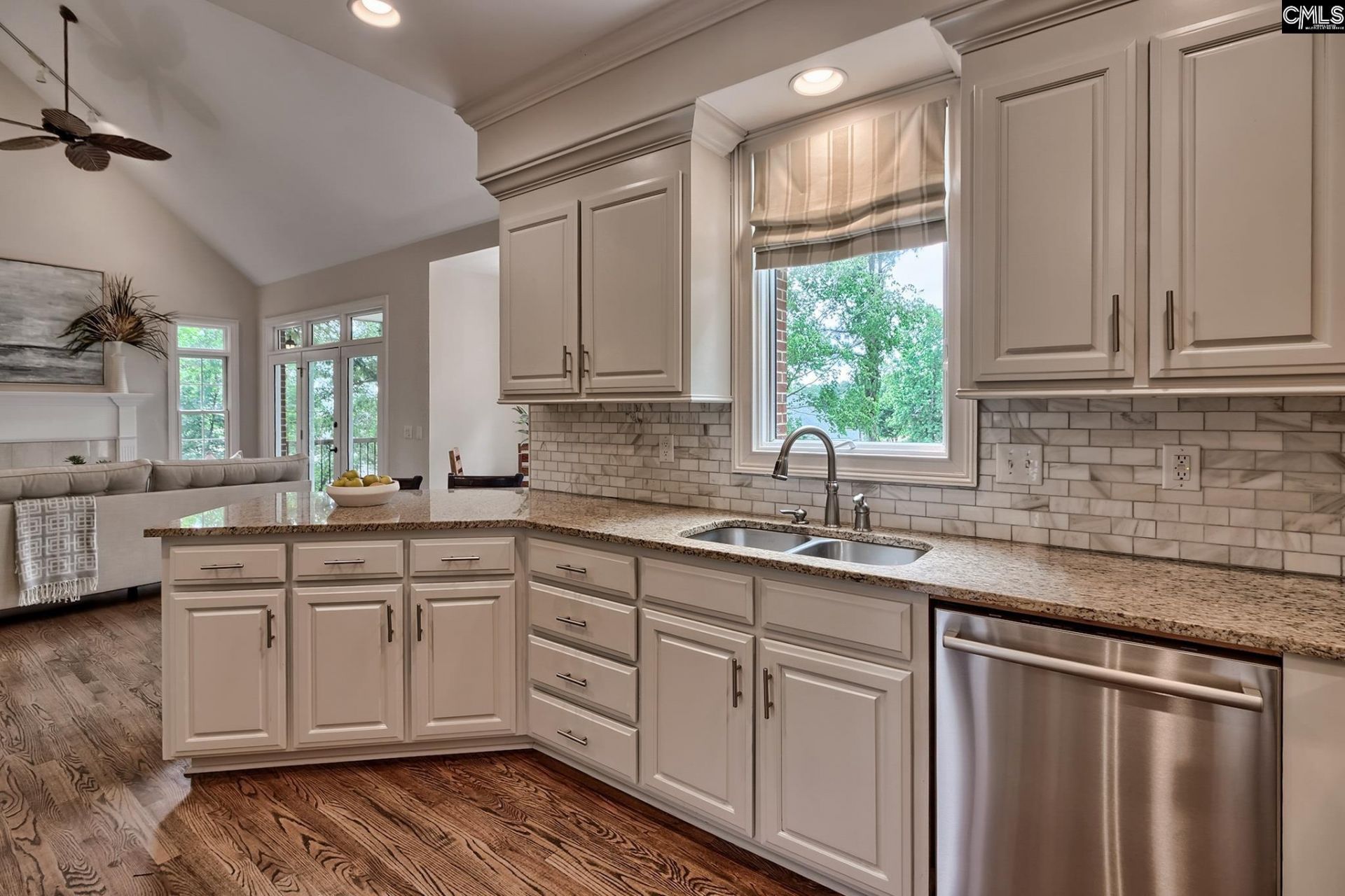 348 Daylily Drive  Photo 14