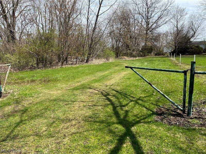 4867 N Ridge Road , Perry, OH 44081 Photo 5