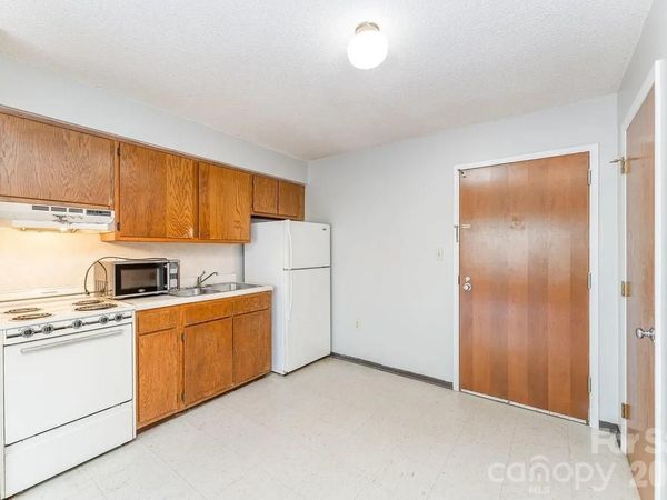 4700 Westgrove Street , Unit Apt 216, Raleigh, NC 27606