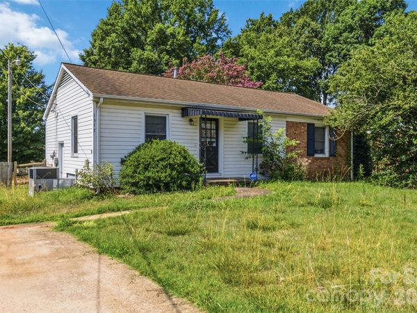 1317 Reid Street , Statesville, NC 28677