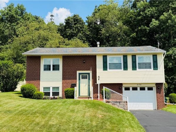 3174 New Hampshire Drive , Lower Burrell, PA 15068