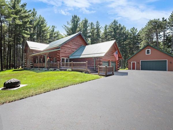 E4519 Maple Court, Spring Green, WI 53588