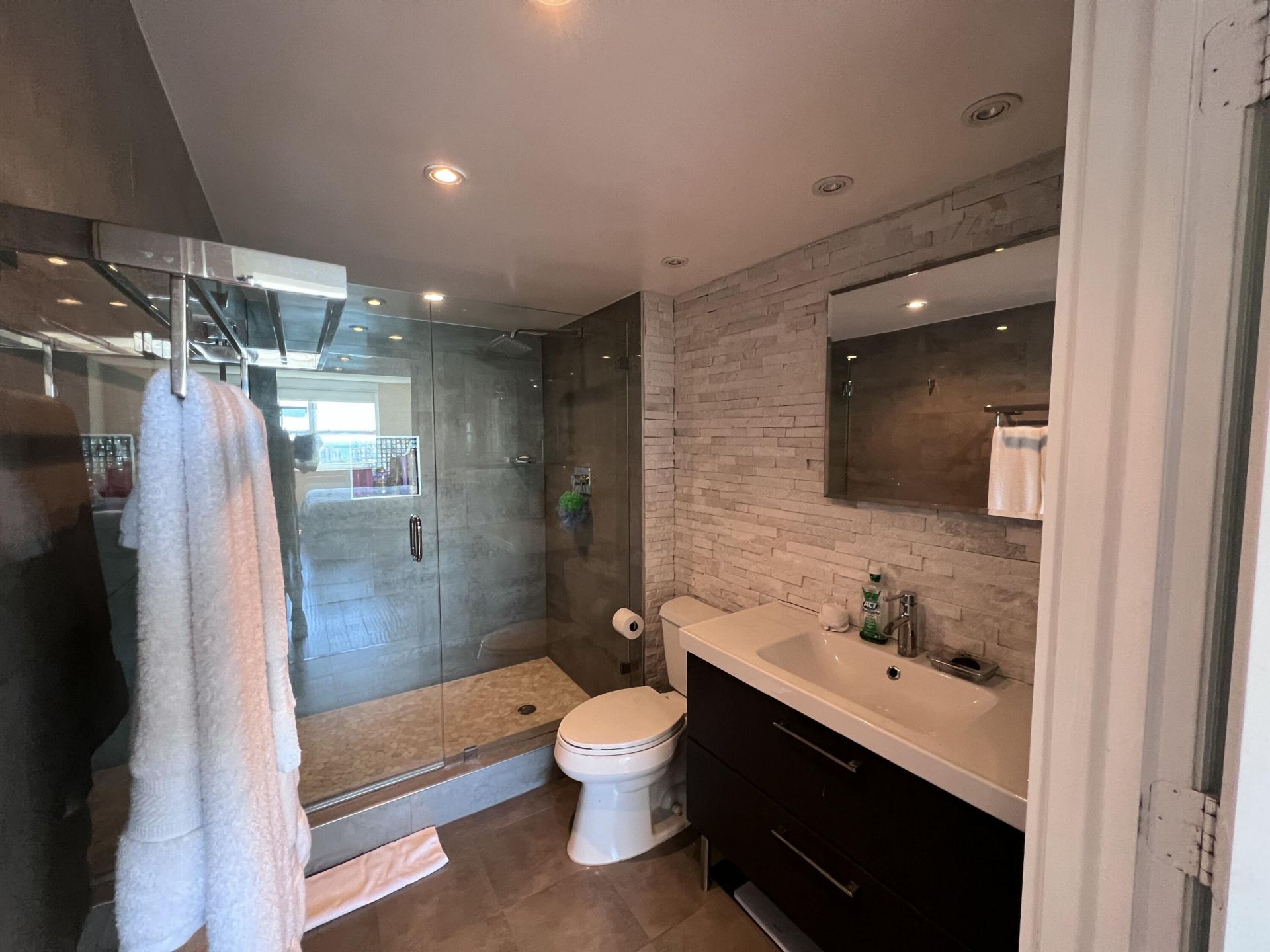 90 Alton Road, Unit 2110, Miami Beach, FL 33139 Photo
