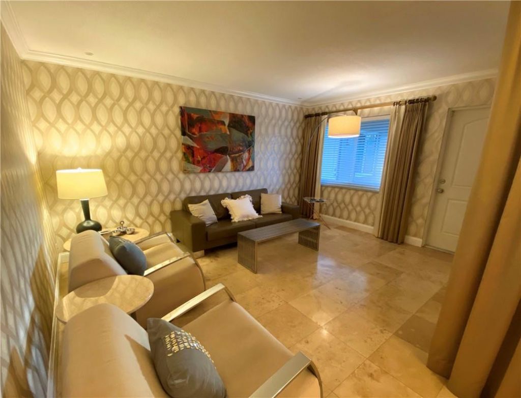 600 NE 7th Avenue, Unit 14, Fort Lauderdale, FL 33304 Photo