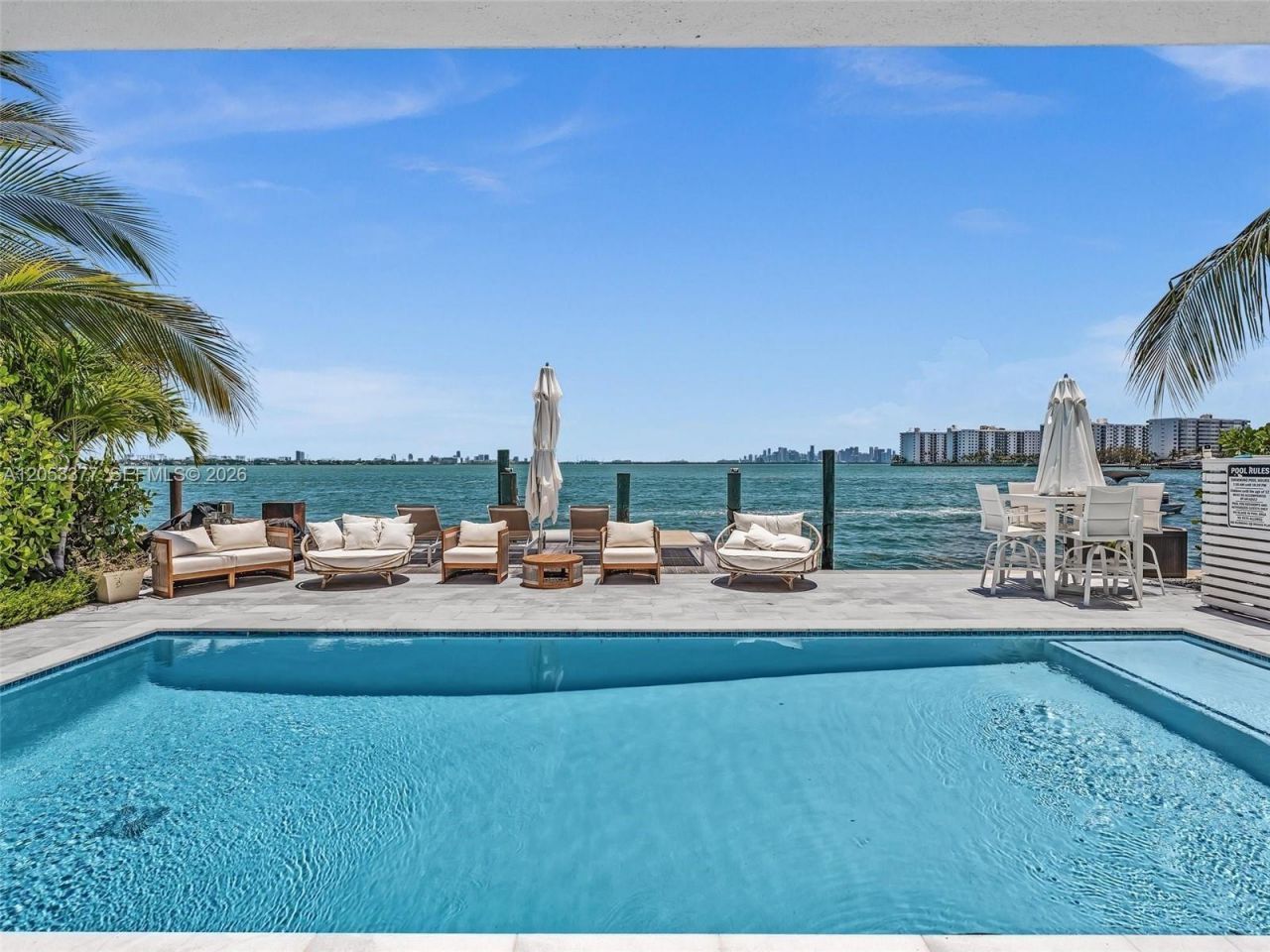 1930 Bay Dr, Unit PH 2, Miami Beach, FL 33141 Photo