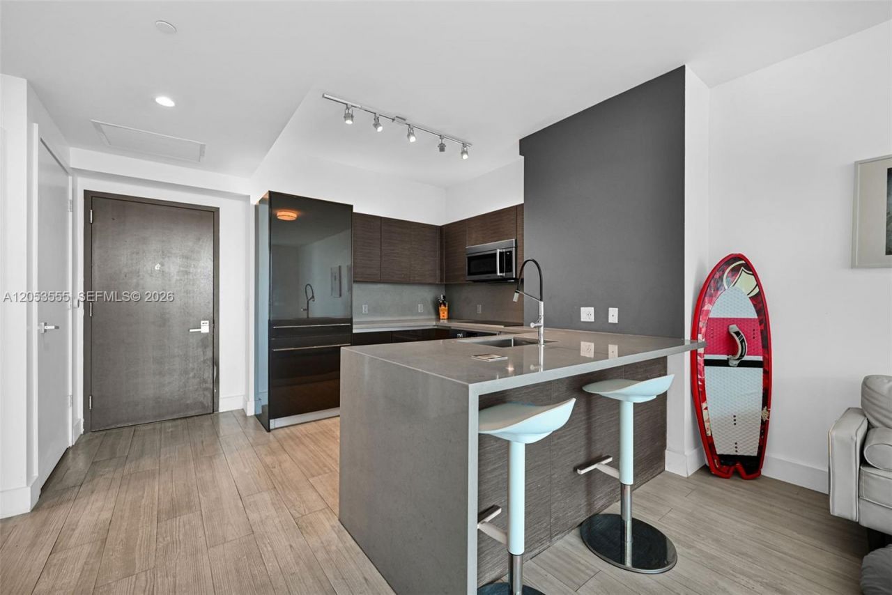 1080 Brickell Ave , Unit 3705, Miami, FL 33131 Photo