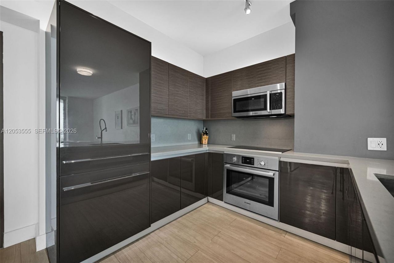 1080 Brickell Ave , Unit 3705, Miami, FL 33131 Photo