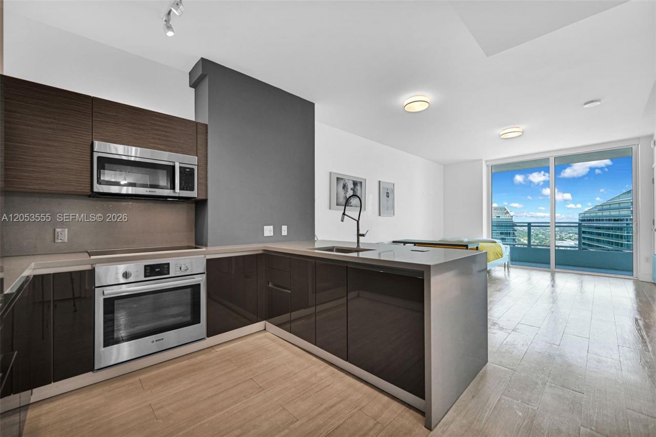 1080 Brickell Ave , Unit 3705, Miami, FL 33131 Photo