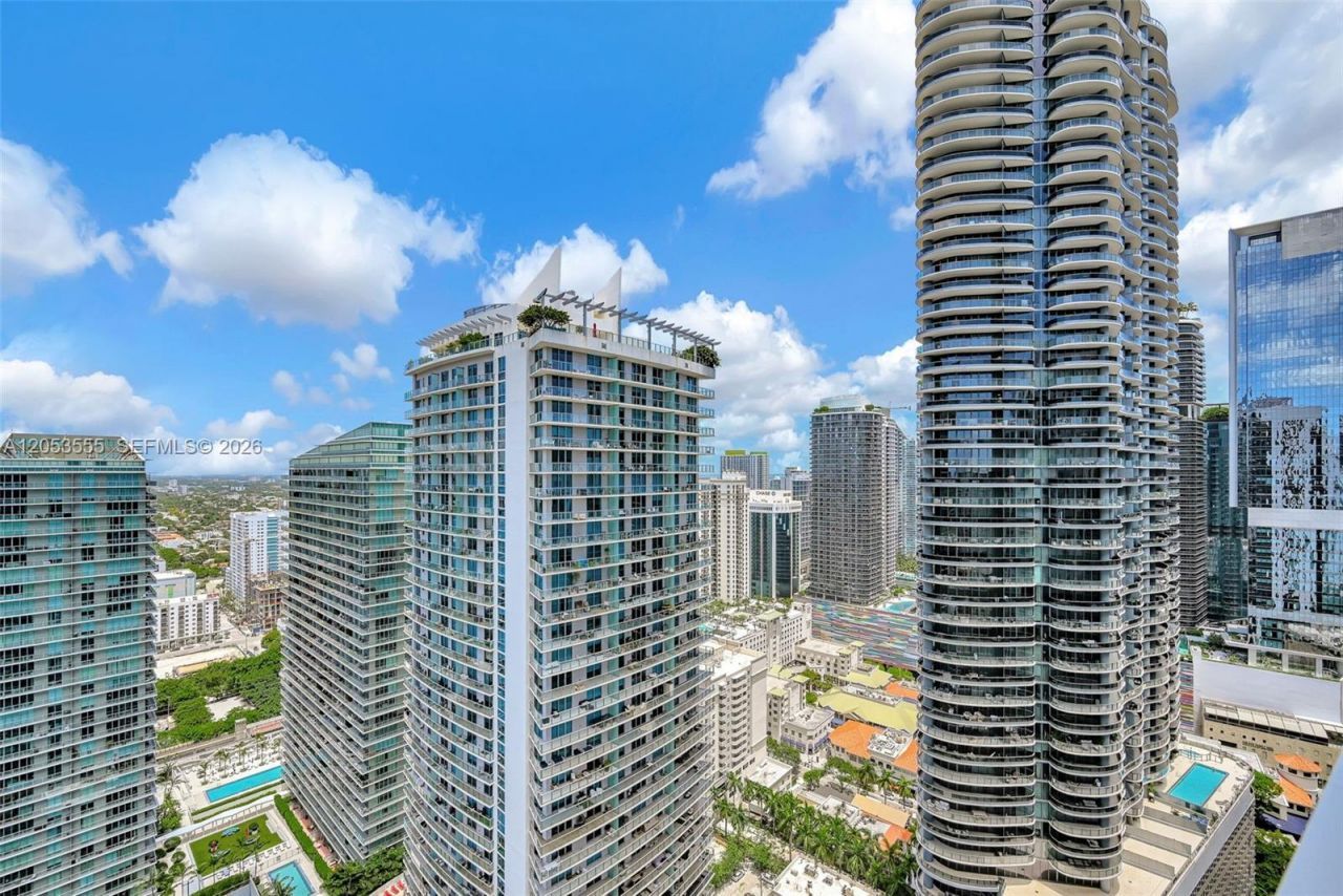 1080 Brickell Ave , Unit 3705, Miami, FL 33131 Photo