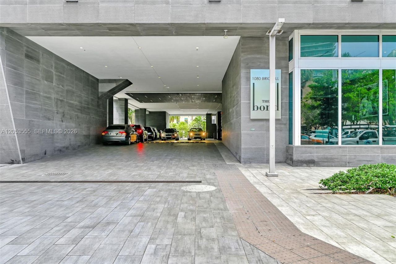 1080 Brickell Ave , Unit 3705, Miami, FL 33131 Photo