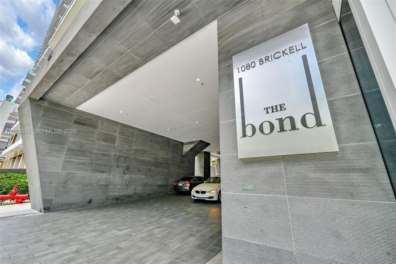 1080 Brickell Ave , Unit 3705, Miami, FL 33131 Photo