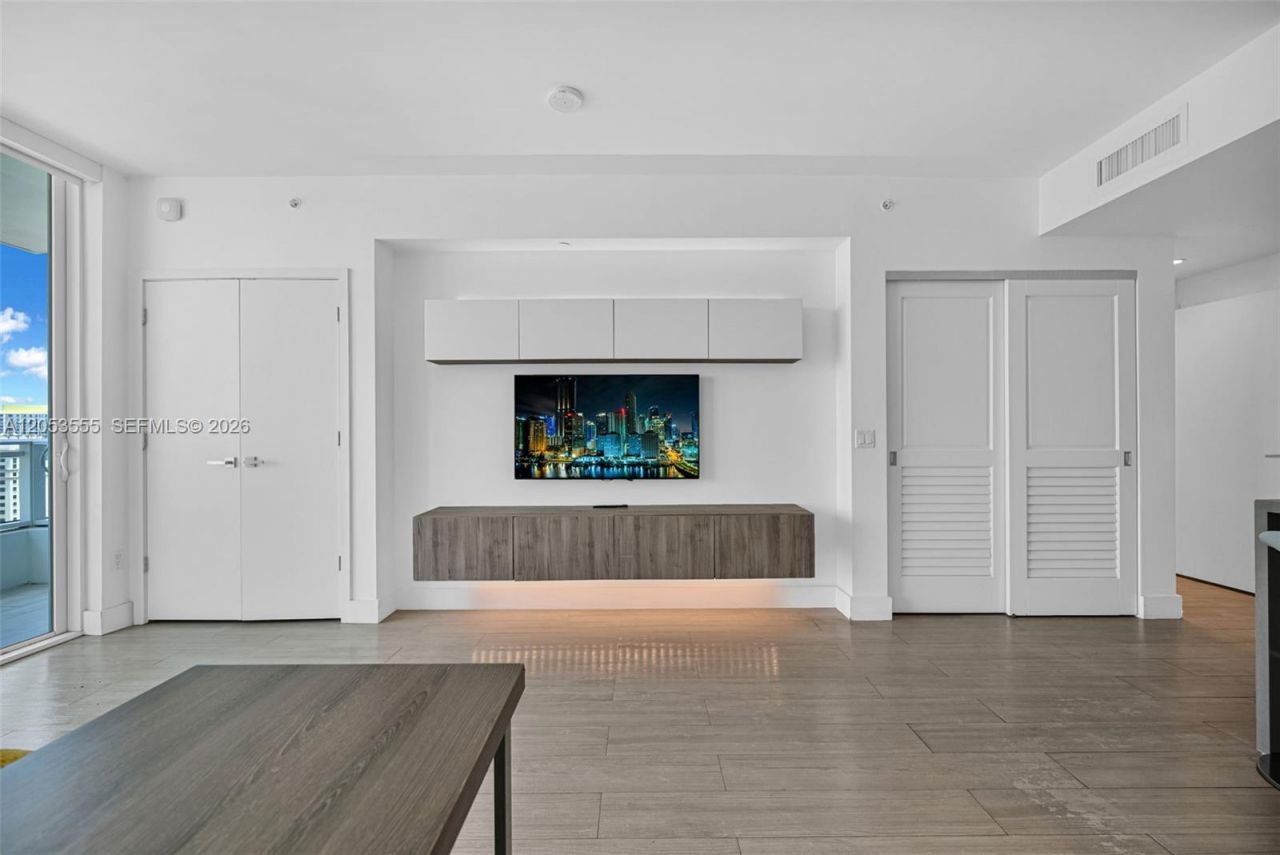 1080 Brickell Ave , Unit 3705, Miami, FL 33131 Photo