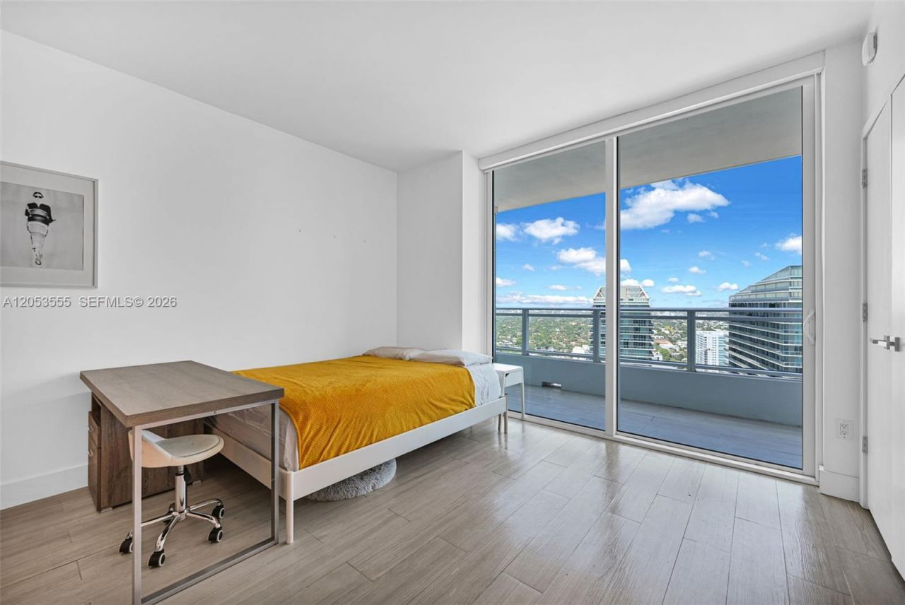 1080 Brickell Ave , Unit 3705, Miami, FL 33131 Photo