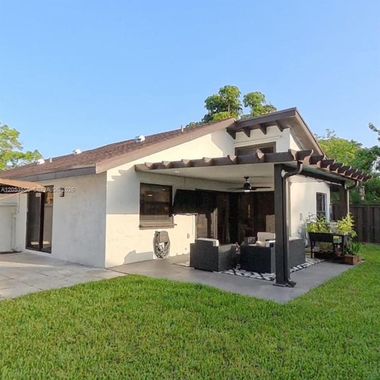 1490 Flamingo Ct , Pembroke Pines, FL 33026 Photo