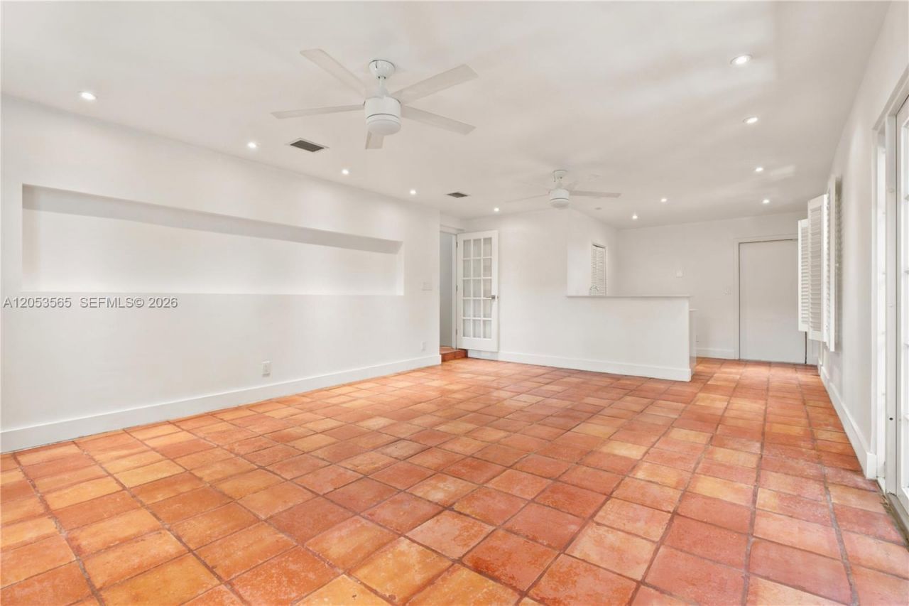3945 SW 61st Ave, Miami, FL 33155 Photo