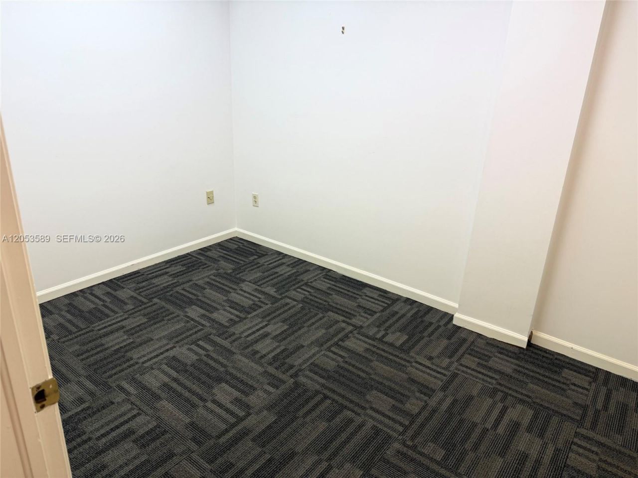 4627 Ponce De Leon Blvd , Coral Gables, FL 33146 Photo