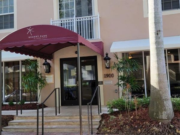 Unit 110B, Hollywood, FL 33020