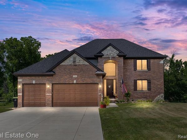 2983 28 Mile Road Road , Washington Twp, MI 48094