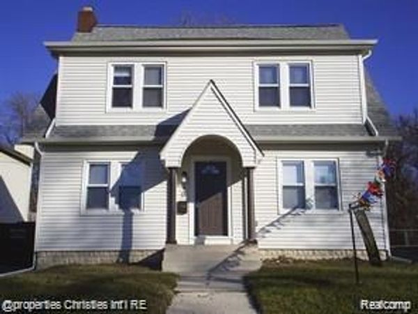 90 Marquette Street , Pontiac, MI 48342