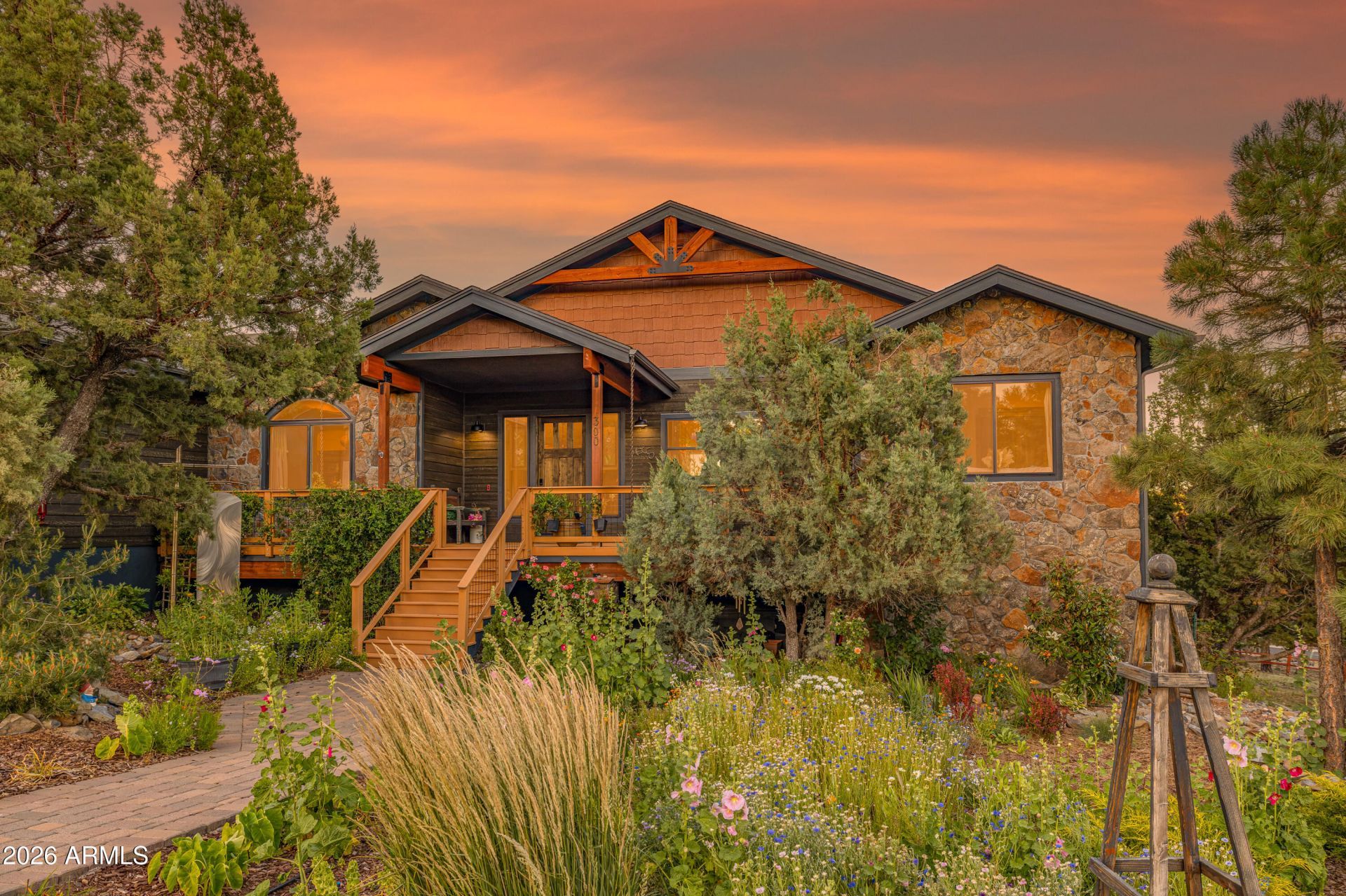 300 FAIRWAY Drive, Williams, AZ 86046