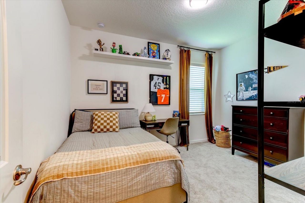 2403 Natoma Boulevard , Mount Dora, FL 32757 Photo