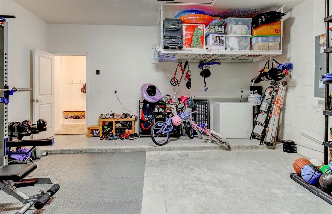 2403 Natoma Boulevard , Mount Dora, FL 32757 Photo
