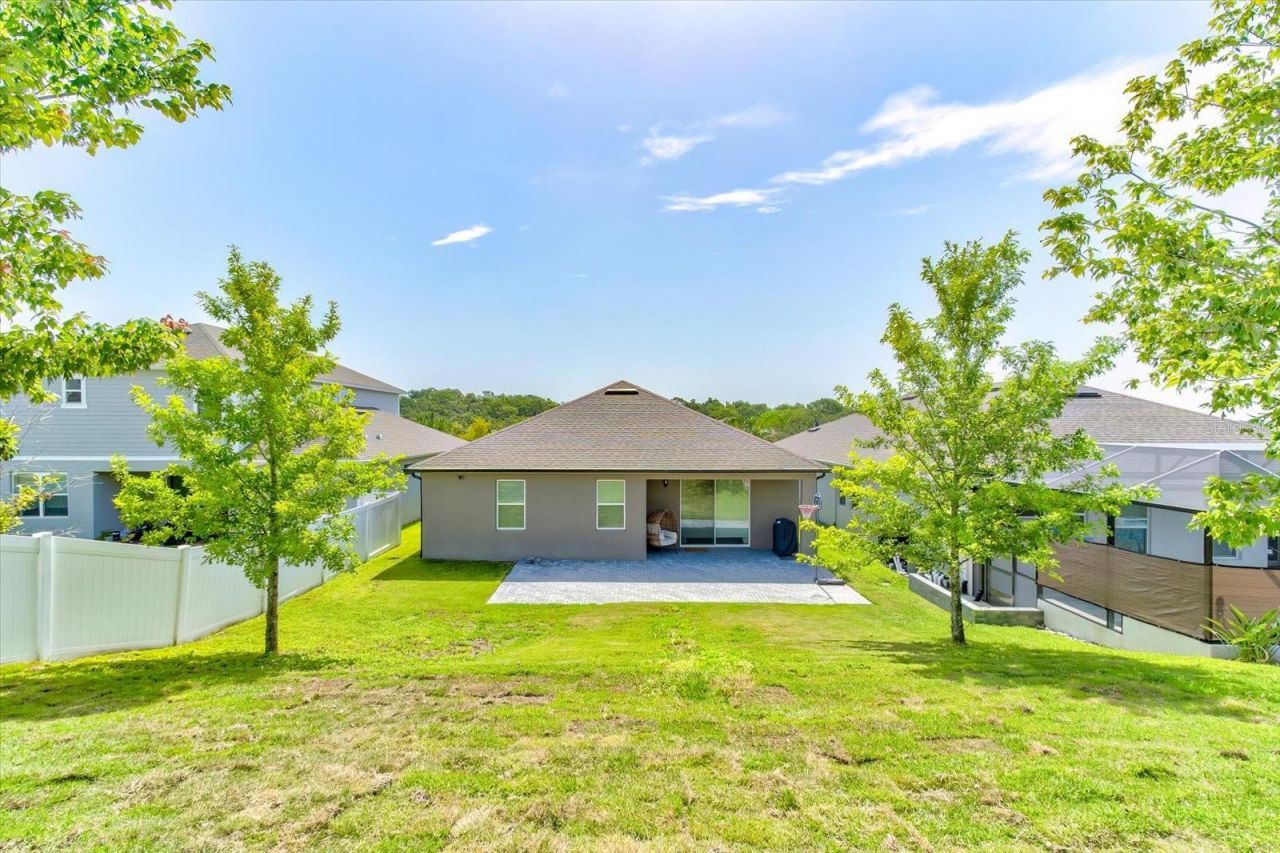2403 Natoma Boulevard , Mount Dora, FL 32757 Photo