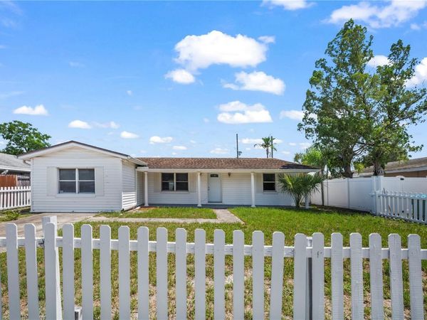 405 N HAWTHORN CIRCLE , WINTER SPRINGS, FL 32708