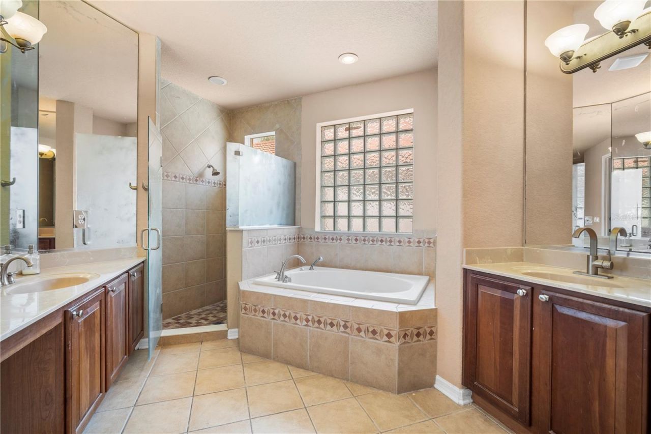 8950 Tuscan Valley Place, Orlando, FL 32825 Photo