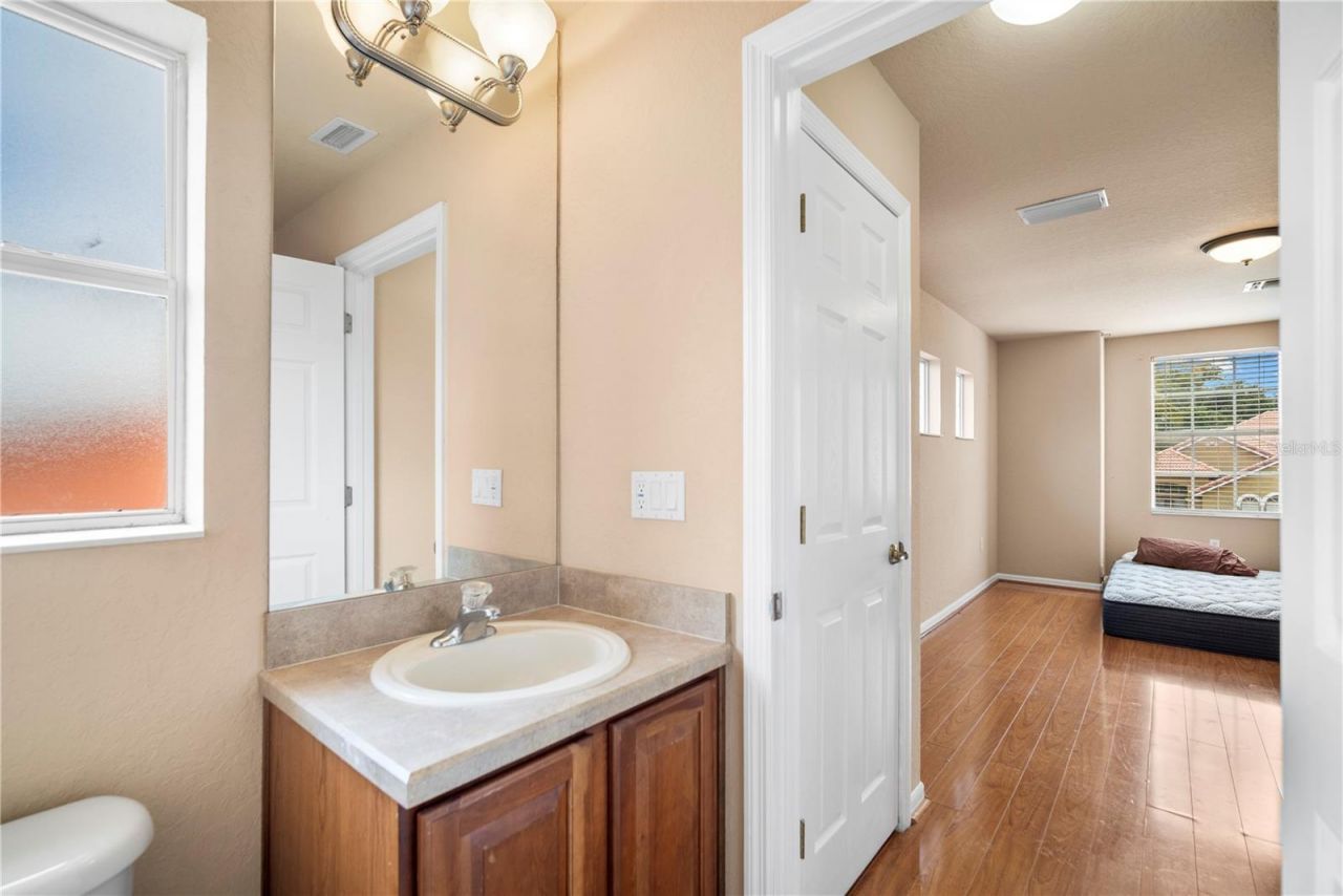 8950 Tuscan Valley Place, Orlando, FL 32825 Photo