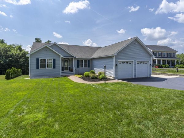 9 Rae Brook Road, Hooksett, NH 03106