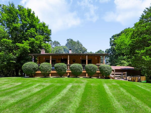 6400 Ruble Road, Poland, IN 47868