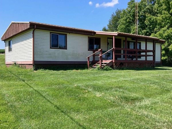 7341 E 1400 N Road, Elnora, IN 47529