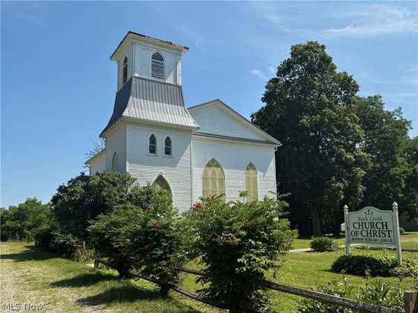 2965 High Street , Rock Creek, OH 44084