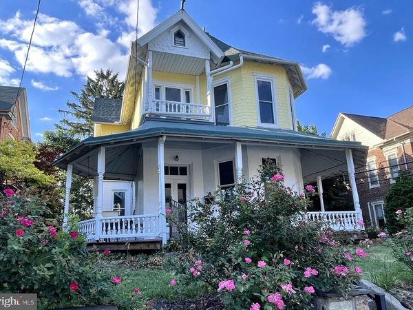 321 E MAIN STREET , ANNVILLE, PA 17003